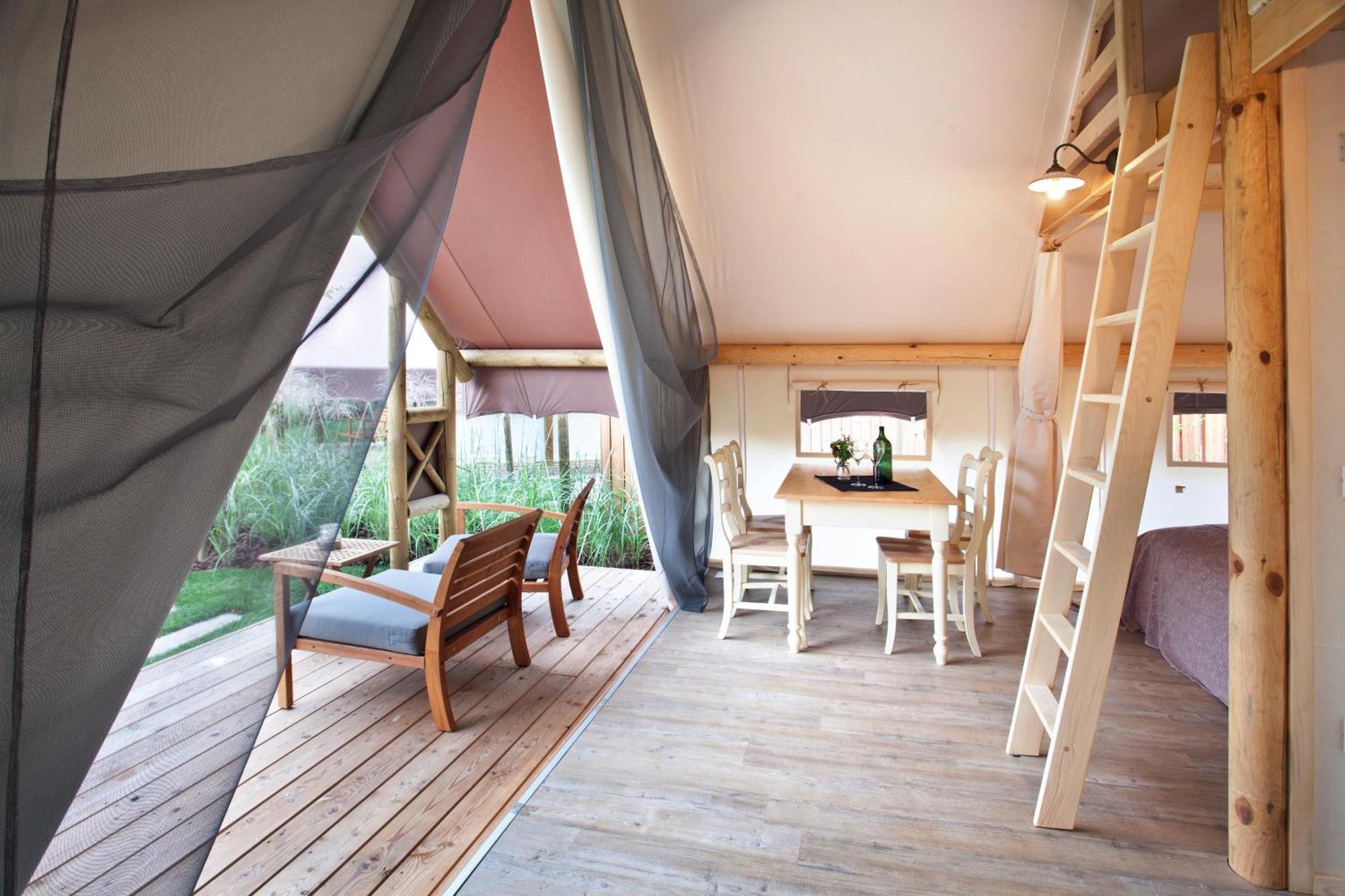 Herbal Glamping Resort Ljubno Exteriér fotografie